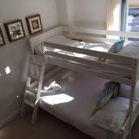 Apartment 2bed With Pool & Sea View